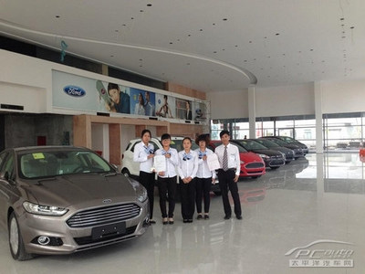 兴化再添汽车新地标 长安福特4S店盛大开业引领消费新风尚